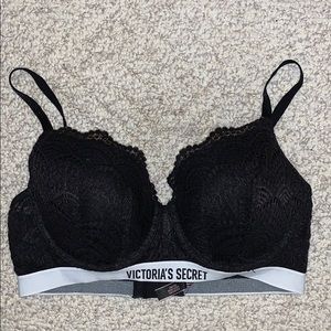 Victoria’s Secret bra